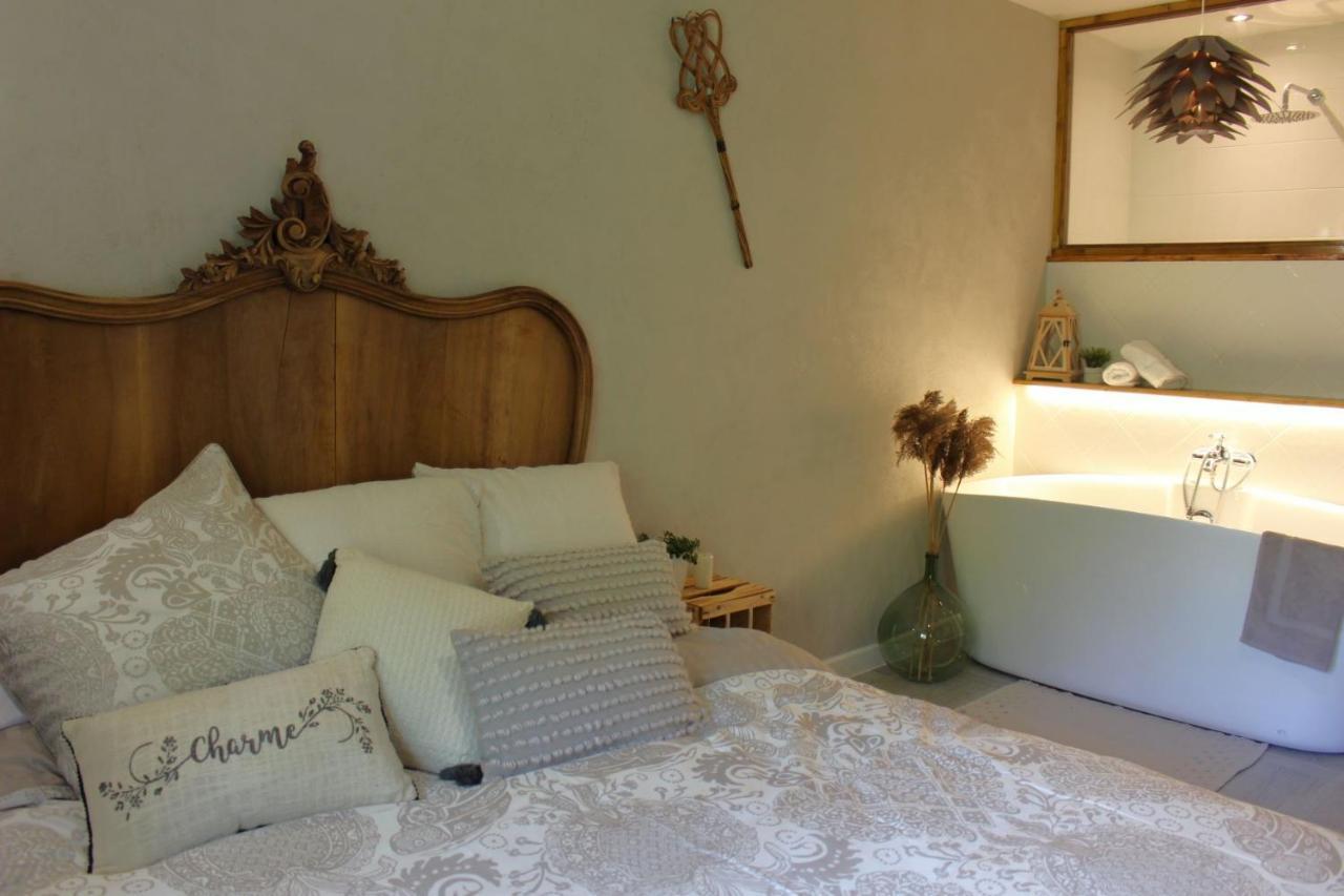 Le Petit Begou Bed and Breakfast Saint-Auban-d'Oze Eksteriør billede