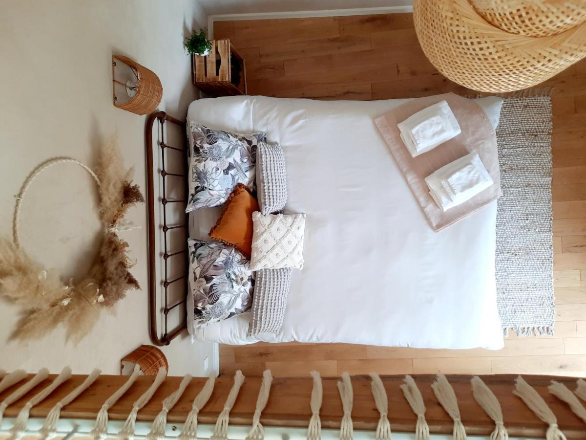 Le Petit Begou Bed and Breakfast Saint-Auban-d'Oze Eksteriør billede