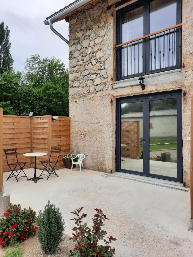 Le Petit Begou Bed and Breakfast Saint-Auban-d'Oze Eksteriør billede